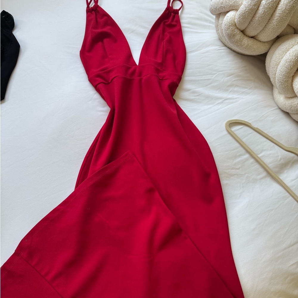 Elegant Red Women's Gown Dress